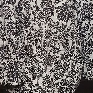 Alfred Dunner ladies jacket. Beautiful baroque design